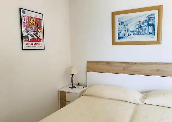 Edificio Penon De Ifach * Кальпе